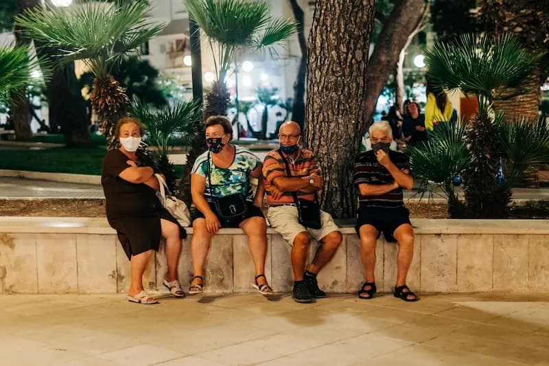 Retirees aged 50+